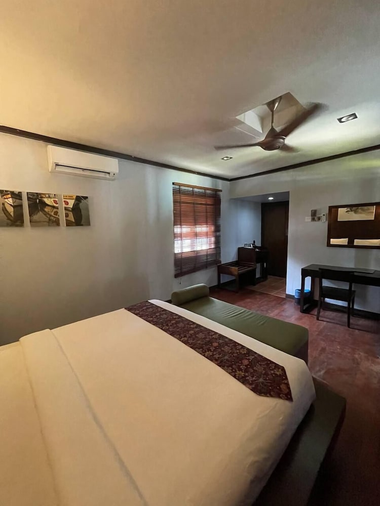 Perhentian Resort Island PIR - BlueStar