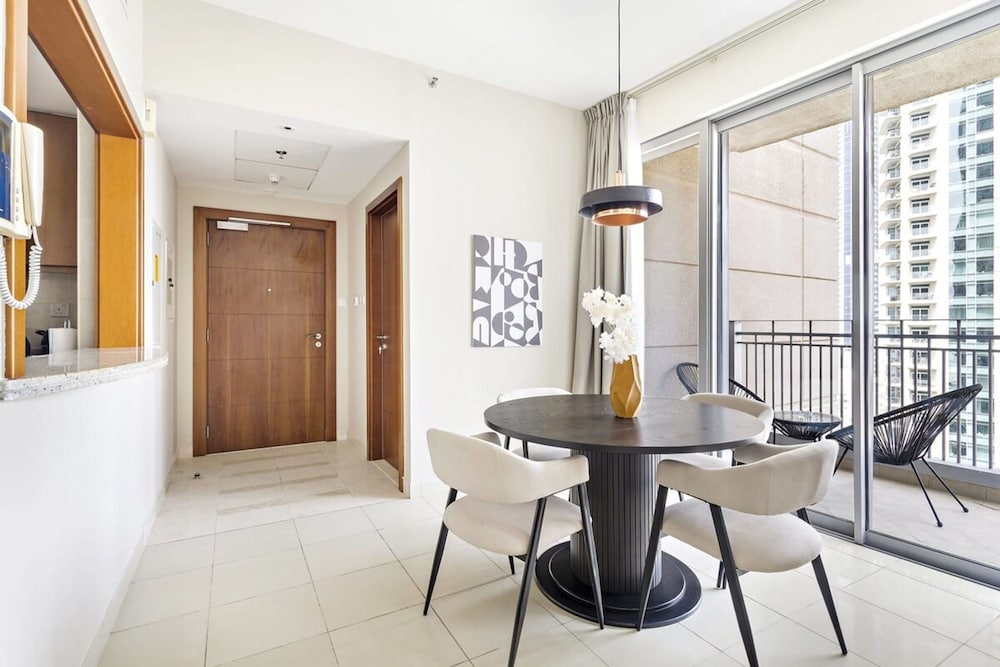 Silkhaus Burj Khalifa Walking Distance Near Opera
