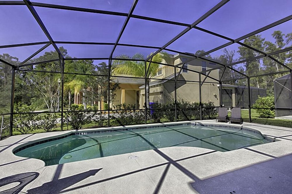 Bella Vida Resort by Home 2U