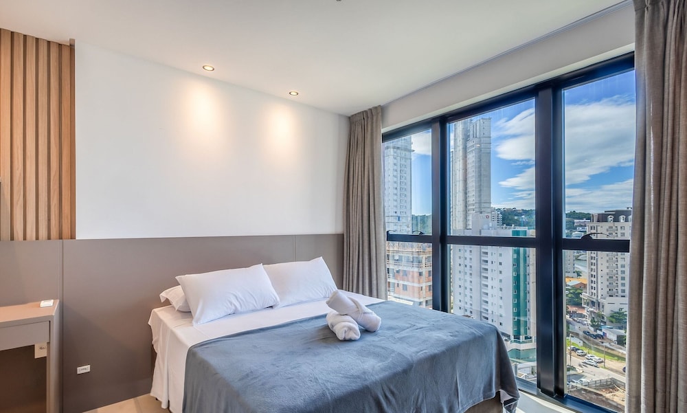 MHF II Apts Variados em Prédio com Vista para o Mar em Itapema