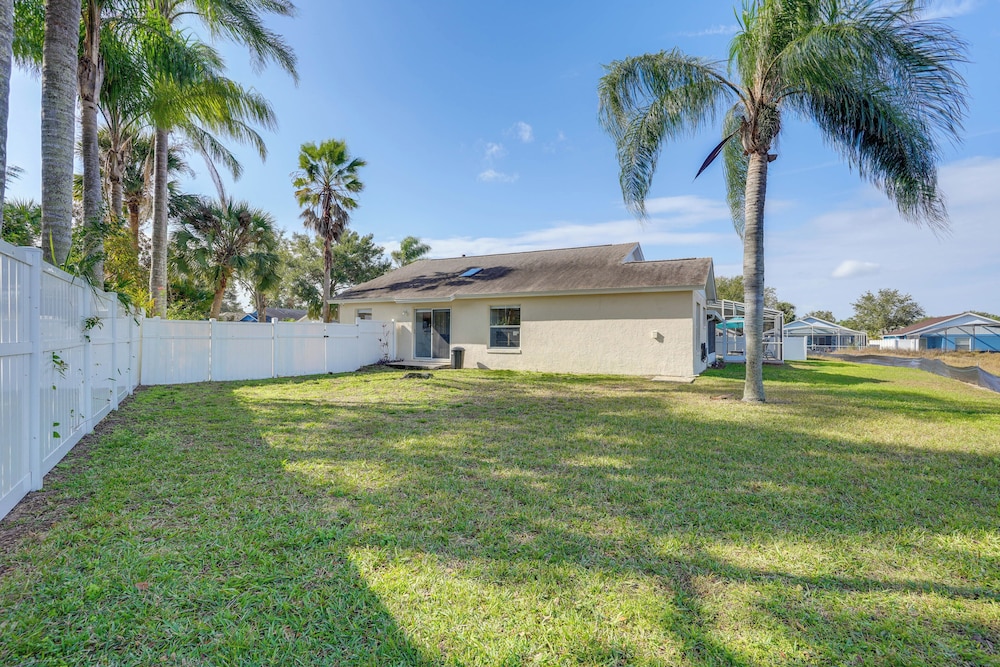 6 Mi to Disney World: Home w/ Large Yard!