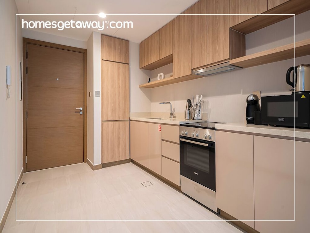 Indulge in Luxury 1BR Unit at Missoni Urban Oasis