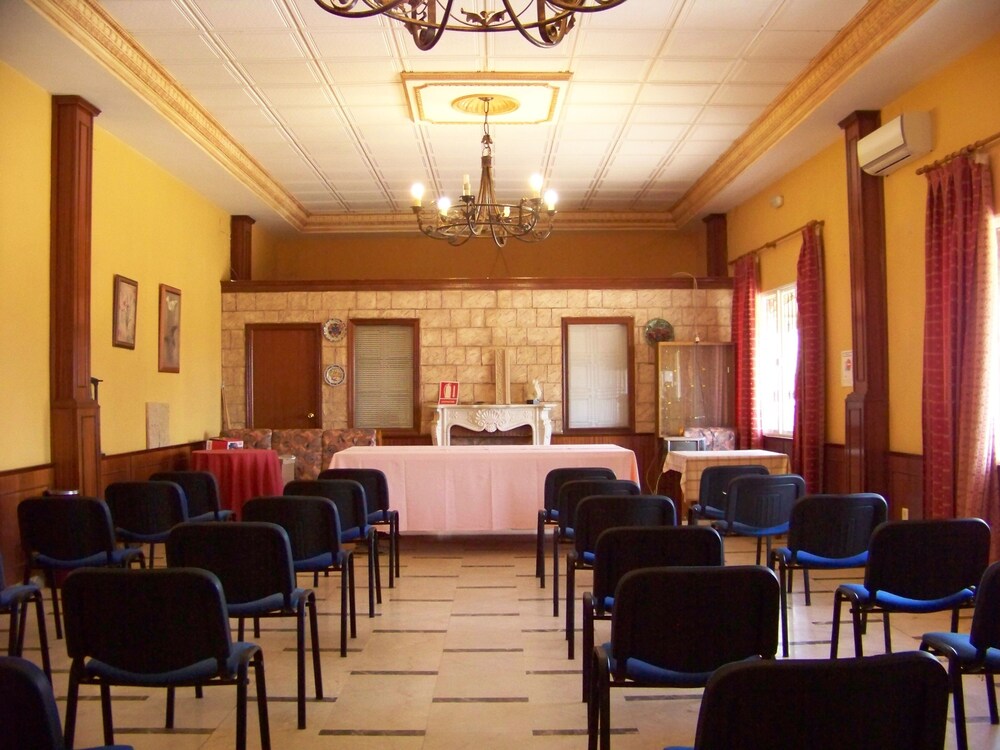 Hostal Restaurante el Lirio