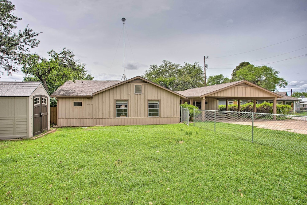 Possum Kingdom Lakefront Home w/ Patio & Dock! view 4