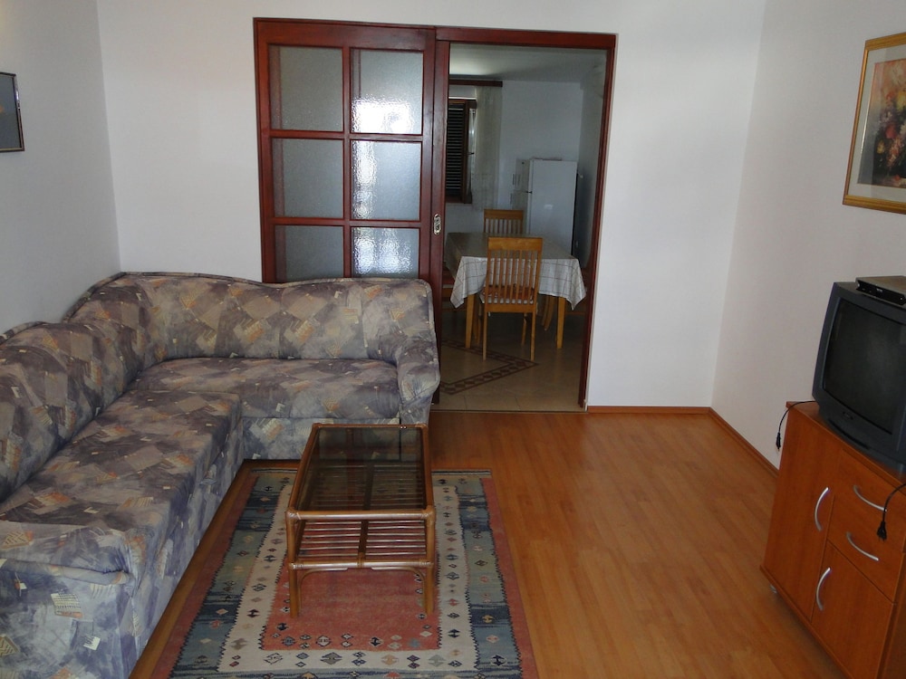 Apartments Bolanca