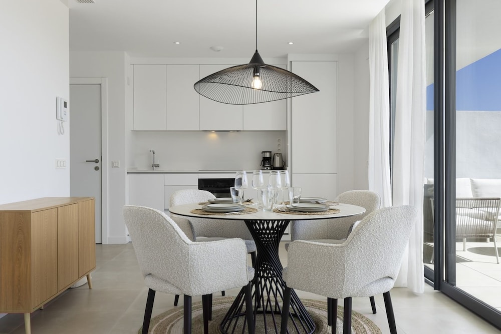 Modern Luxury Suite With Terrace in Higueron
