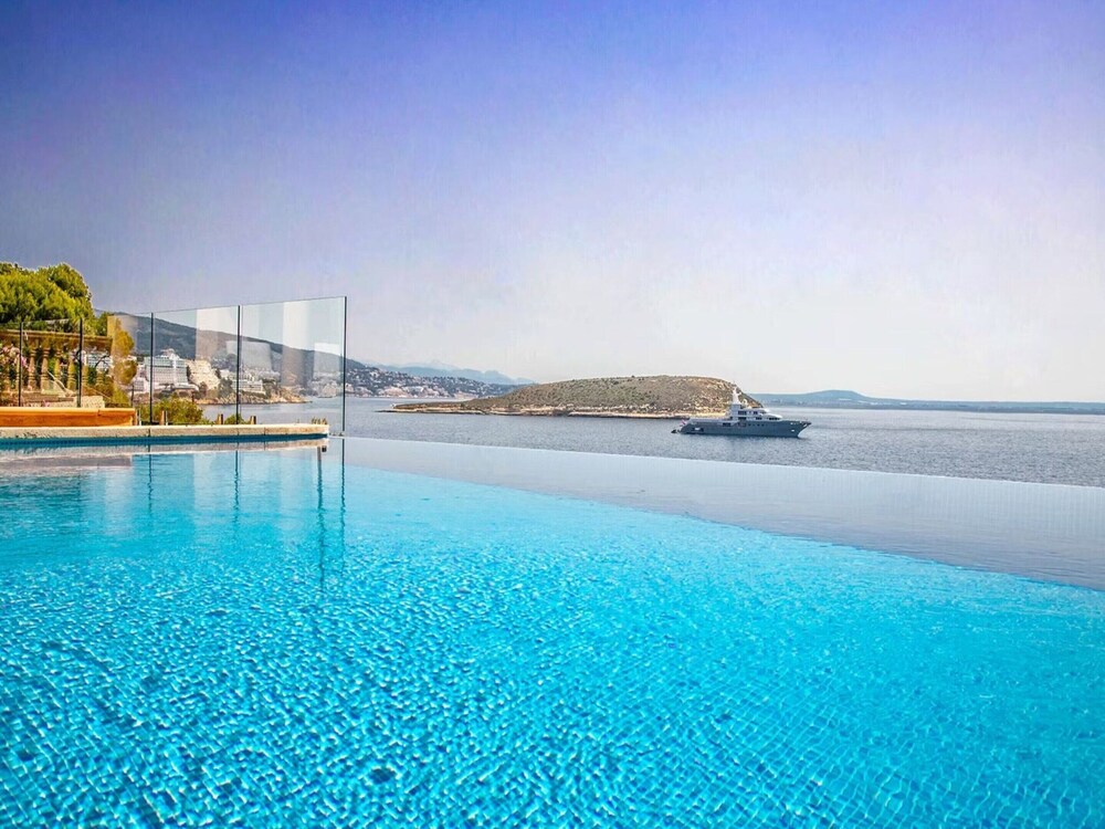 Villa in Tranquil Location