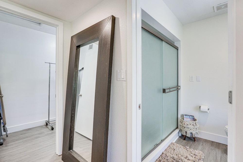 16 Mi to Dtwn: Phoenix Gem w/ Private Pool