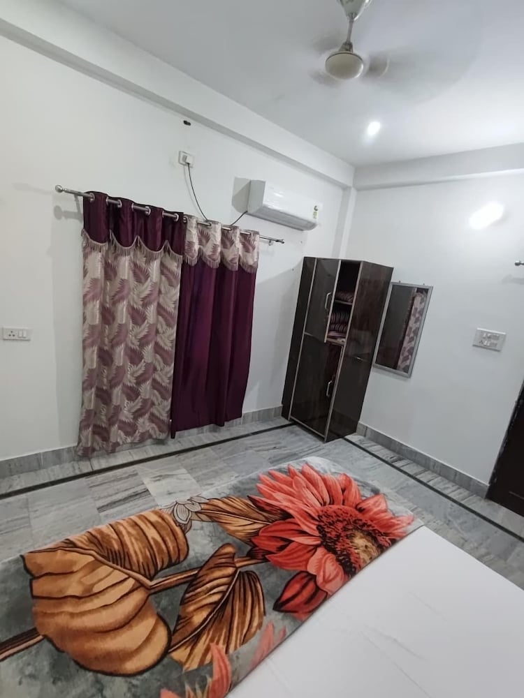 Shree Shyam Paying Guest House