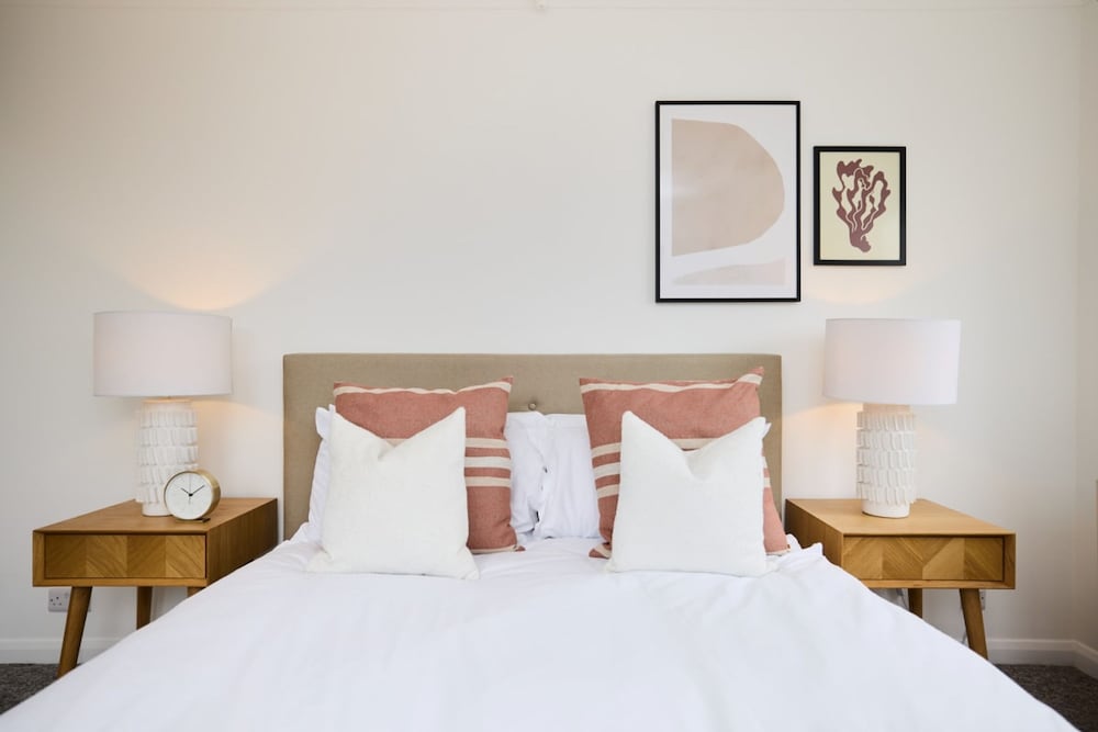 The Oxford Garden House - Spacious 5-bed Oxford Home With Garden Balcony