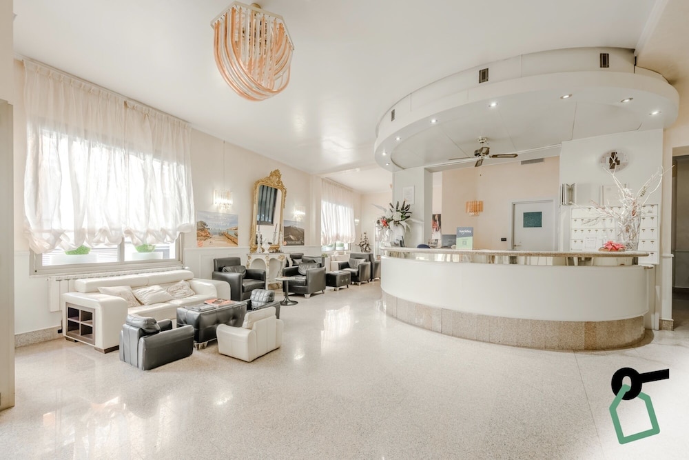 Hotiday Room Collection - Alassio Centro photo 3