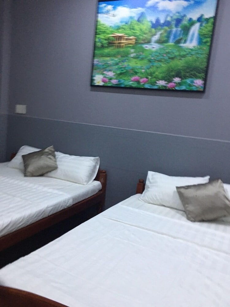 Nguyen Phuc Hotel view 4