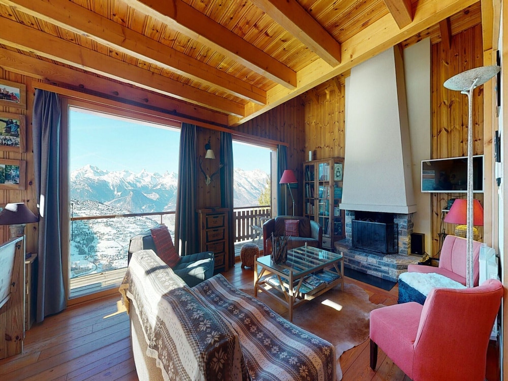 Chalet in the Heart of Valley With Balcony