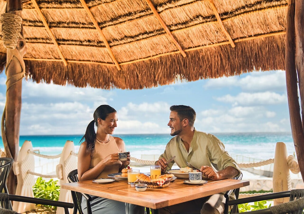 Grand Park Royal Cancun - All Inclusive