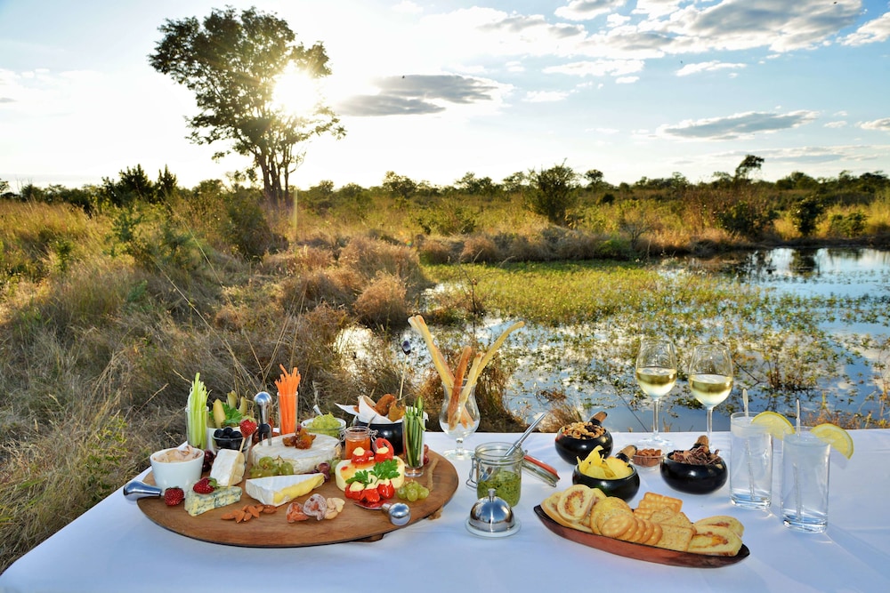 Wildtrack Safaris Eco Lodge