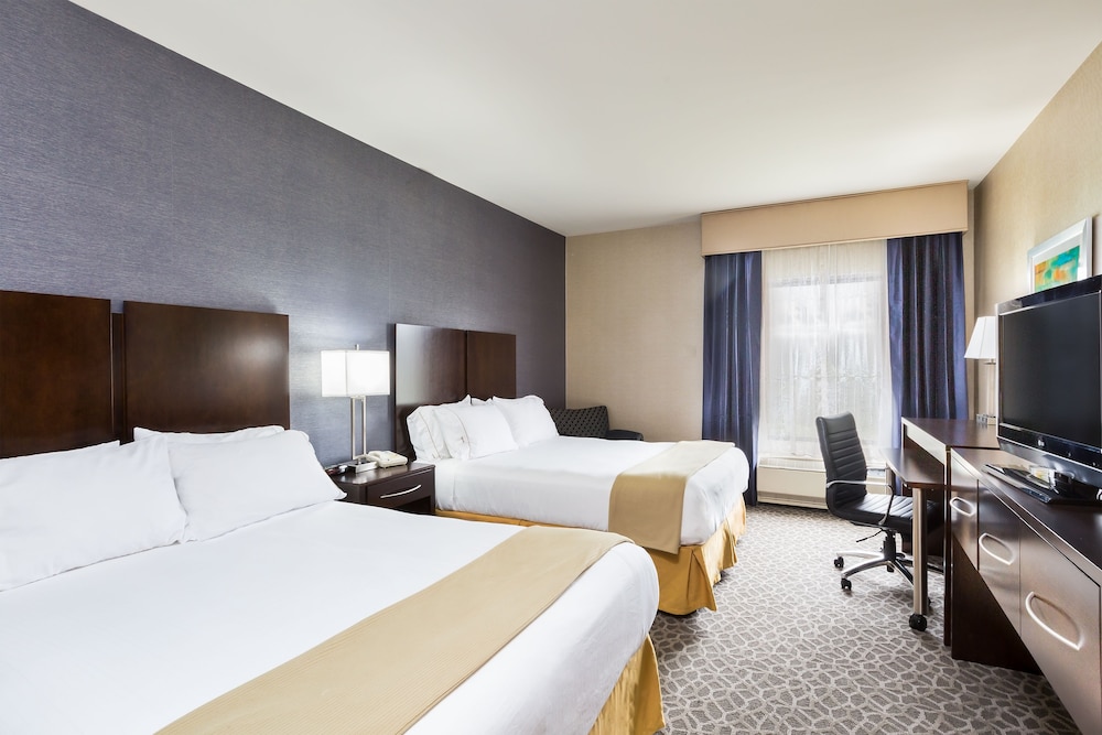Holiday Inn Express Hotel Suites Mt. Holly, an IHG Hotel - Property Image 24