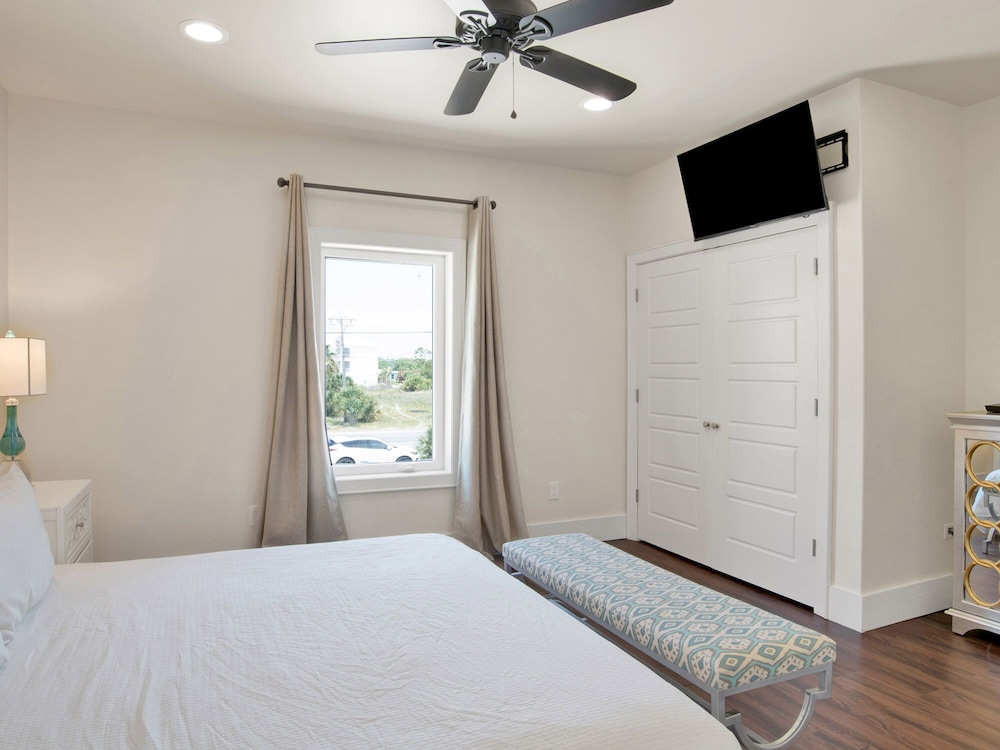 Caribe East by Southern Vacation Rentals view 4