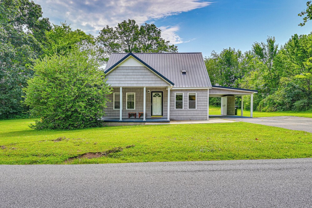 Peaceful Murray Home ~ 8 Mi to Kentucky Lake! view 5