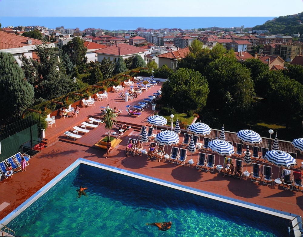 Apartment in Pietra Ligure With Communal Terrace-formerly TUI Ferienhaus photo 5