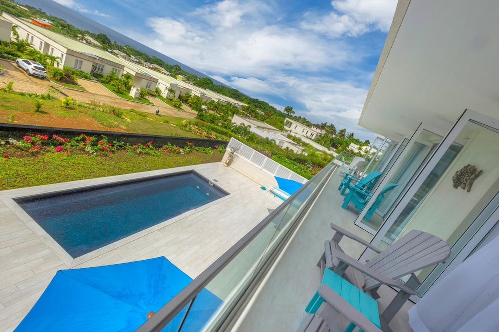 The Seahorse Family Villa Barbados
