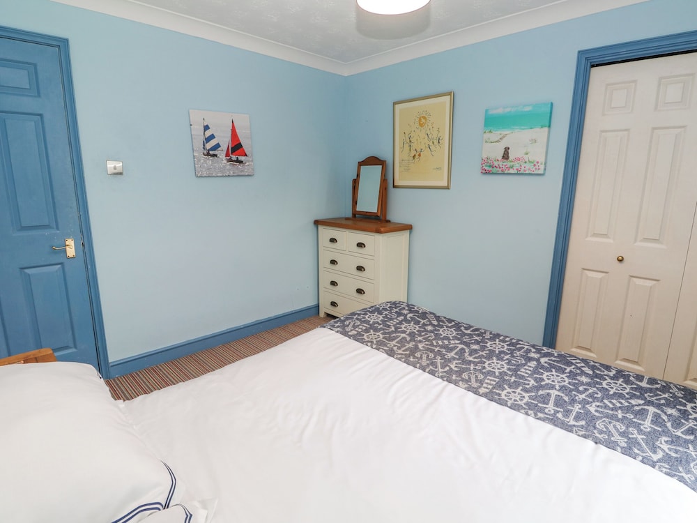 5 Tregenna Court