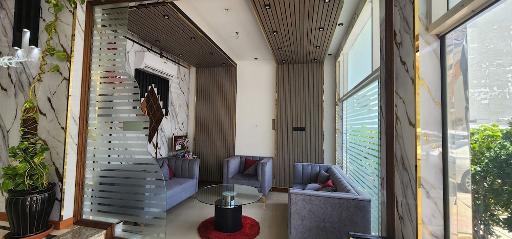 Al Smou Hotel Apartments
