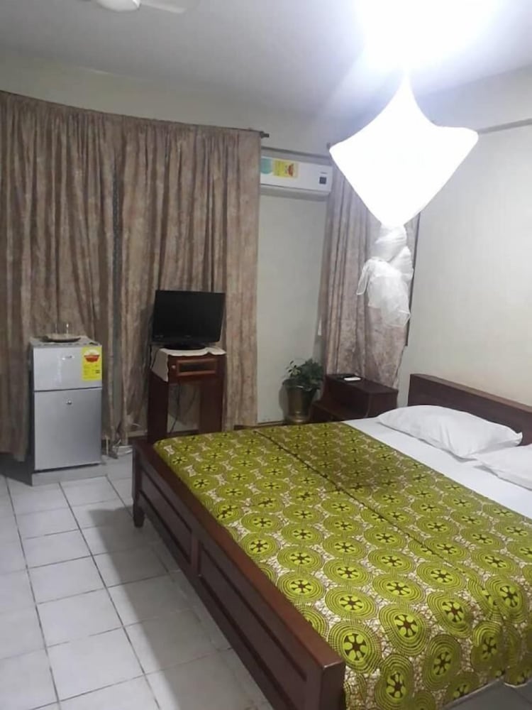 Starlite lodge view 3