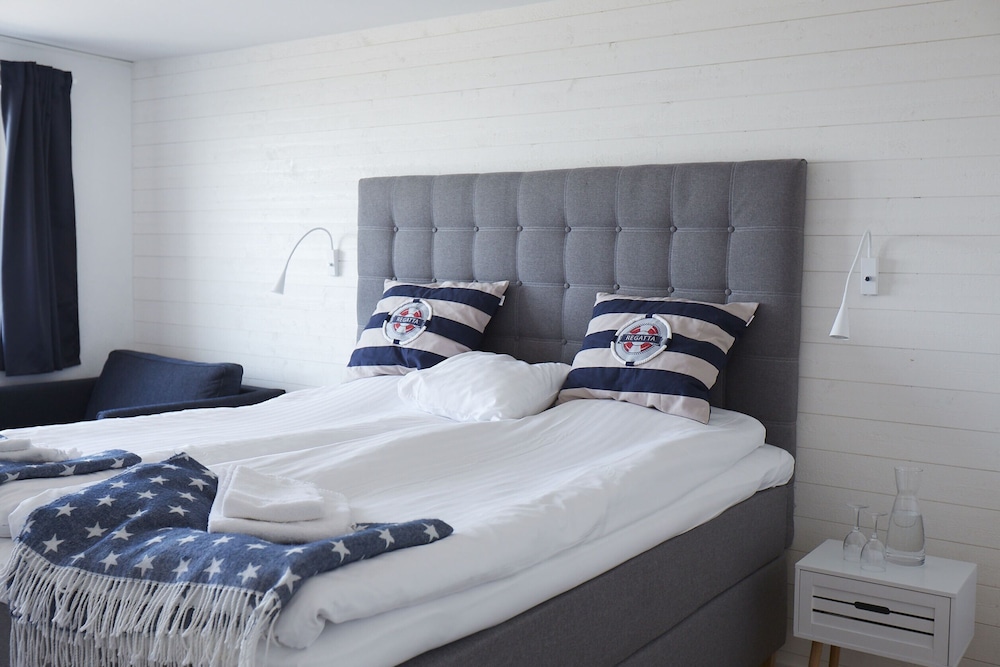 Hotel Löderups Strandbad Hotell & Stugby - Image 1