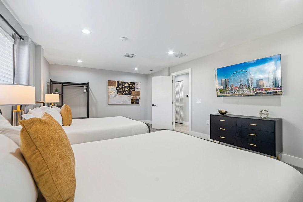 Spacious 6BR Beach Getaway w/ Heated Pool