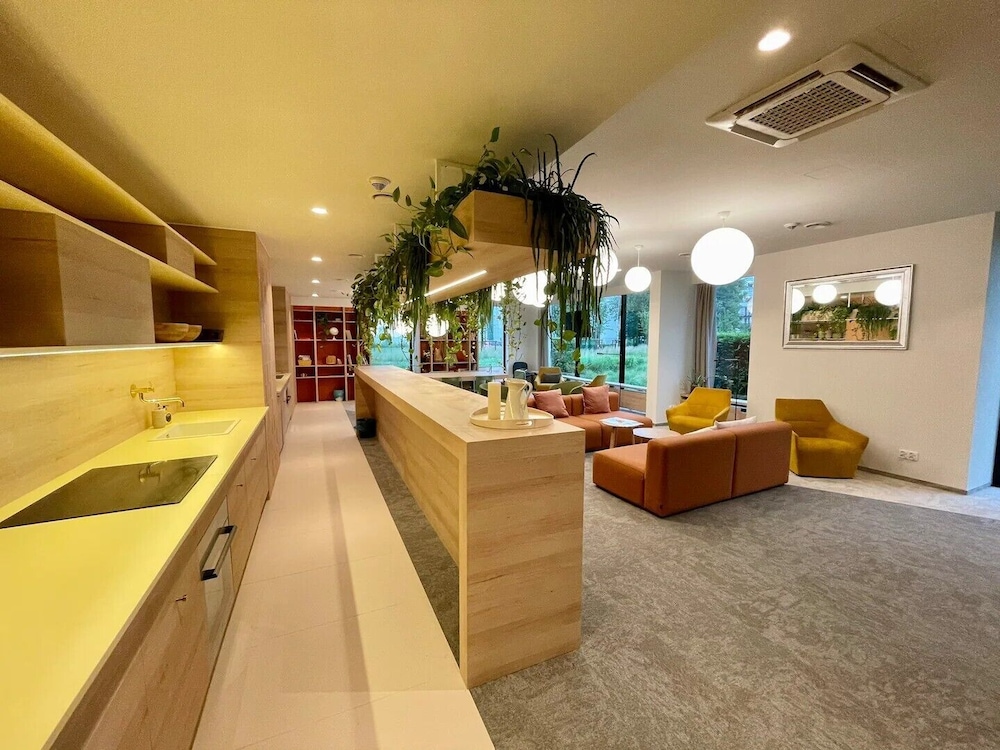Wilanow Residence Apartments view 3