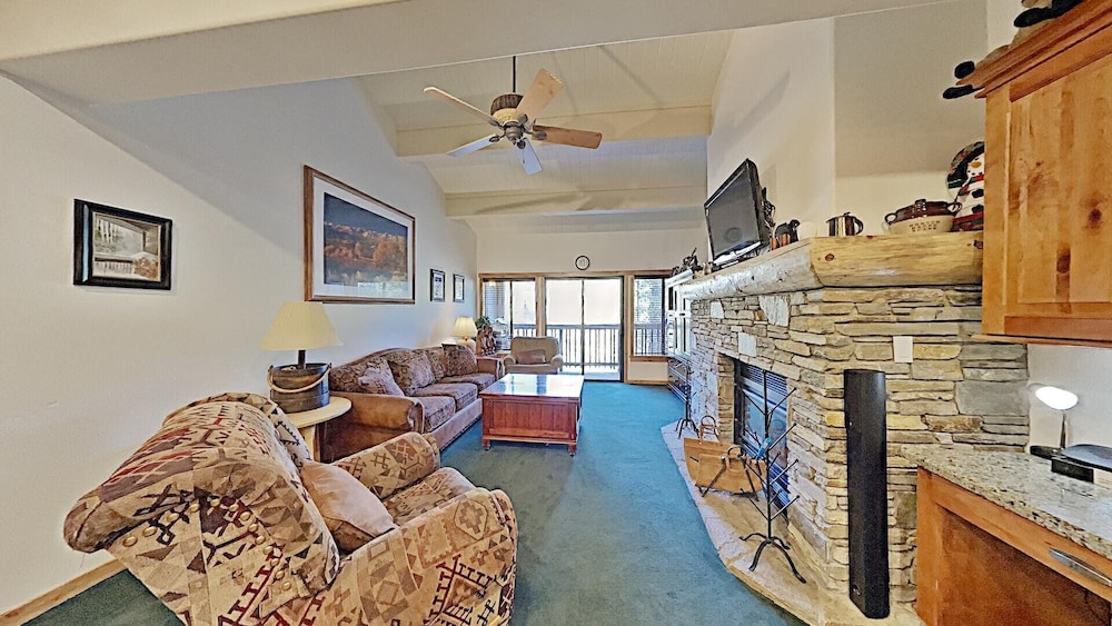 Mammoth Mountain Vacation Condos