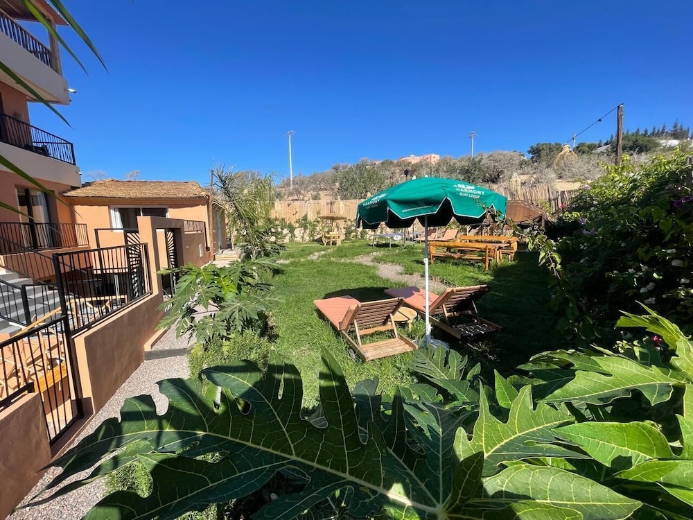 Harmony surf lodge