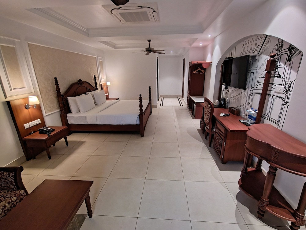 RESORT TITLI