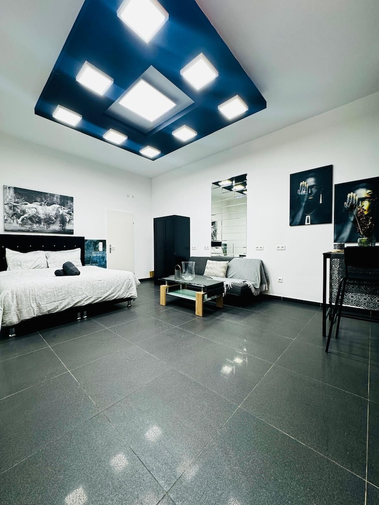 Stylish Studio Apt Near Rathausplatz