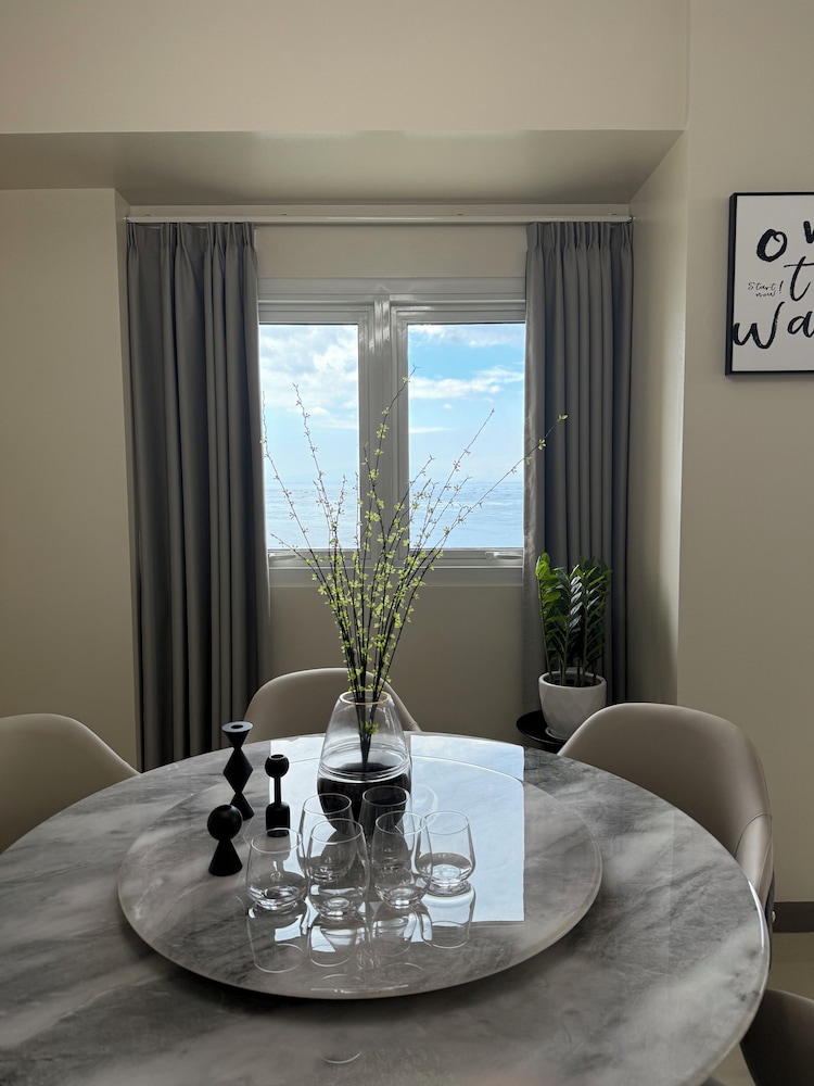 Luxurious European Style Penthouse Modern Apart ment Cross City of Dreams OKADA SOLAIRE MOA Airport