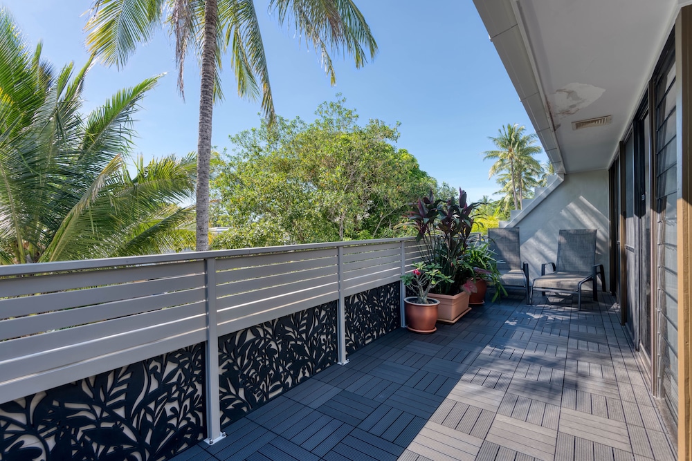 Tropical Reef Apartments Port Douglas
