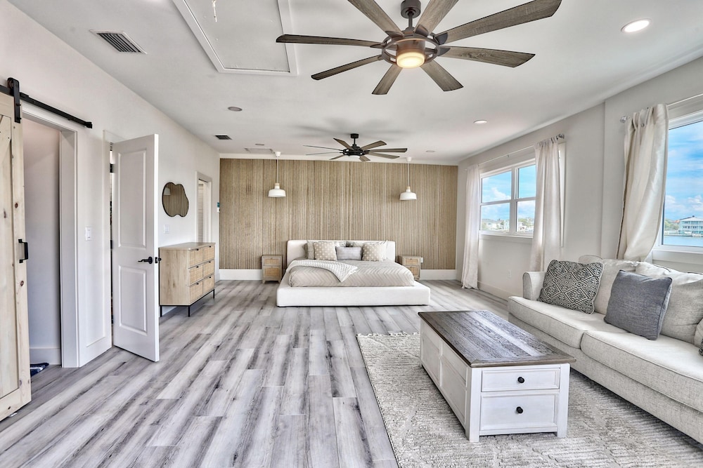 Villa At Bahia Shores-whole Property
