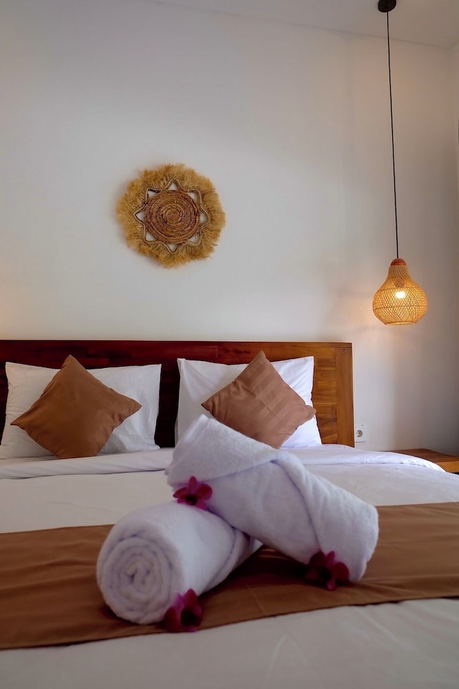 Amitha lodge uluwatu