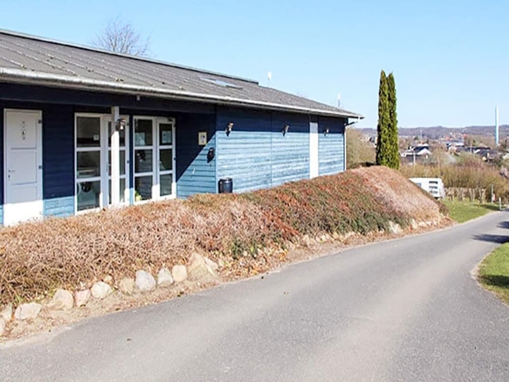 Pleasant Holiday Home Near the Beach