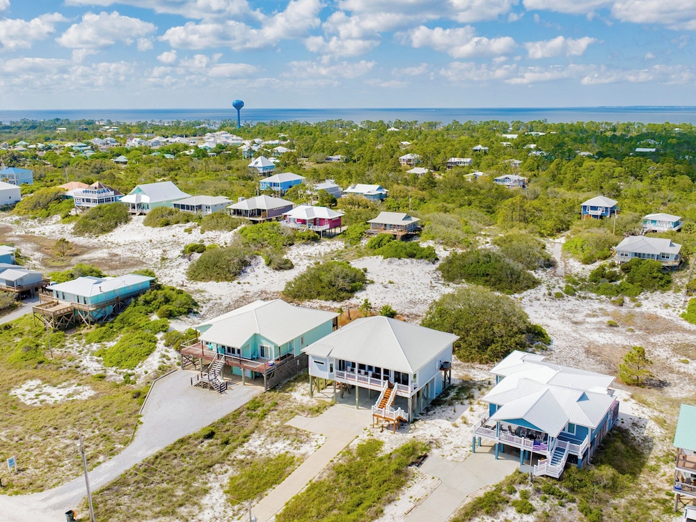 Barefeet Retreat by Southern Vacation Rentals