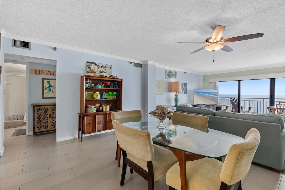 Shorehom by the Sea 51