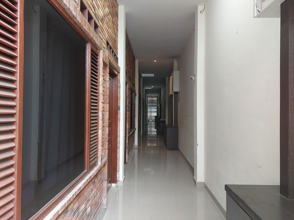 Gondang Sivali Hotel