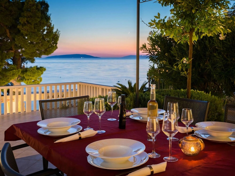 Nice Apartment in Gradac view 2
