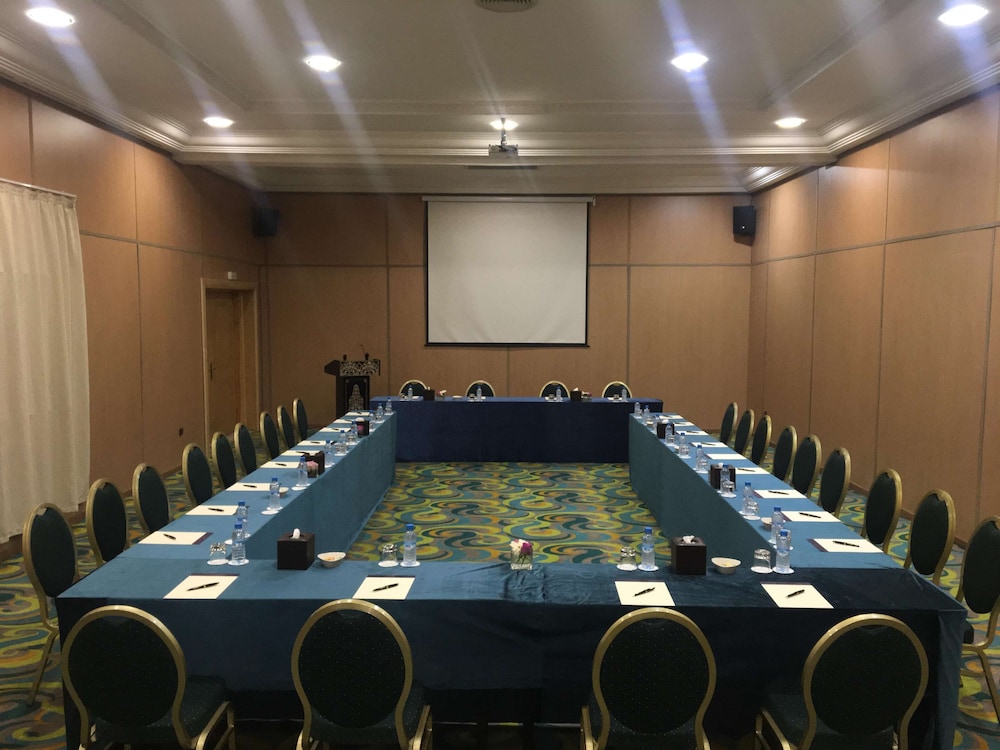 meeting & event spaces