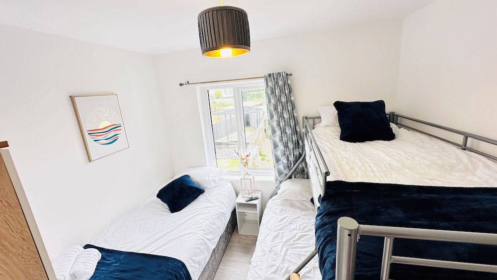 Pengam House