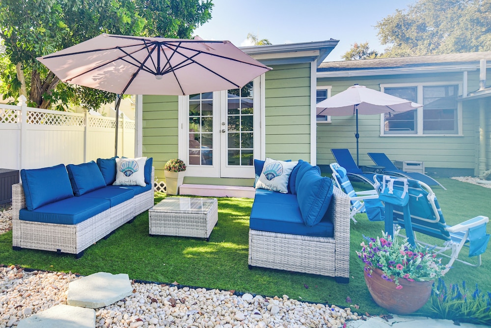 St Pete Home for Retreat & Corporate Travelers