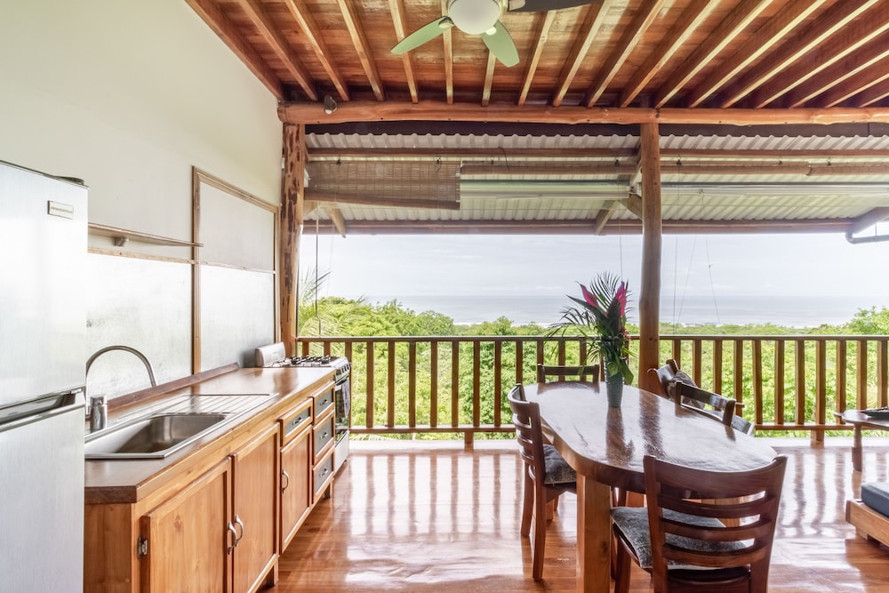 Vista Naranja Ocean View House