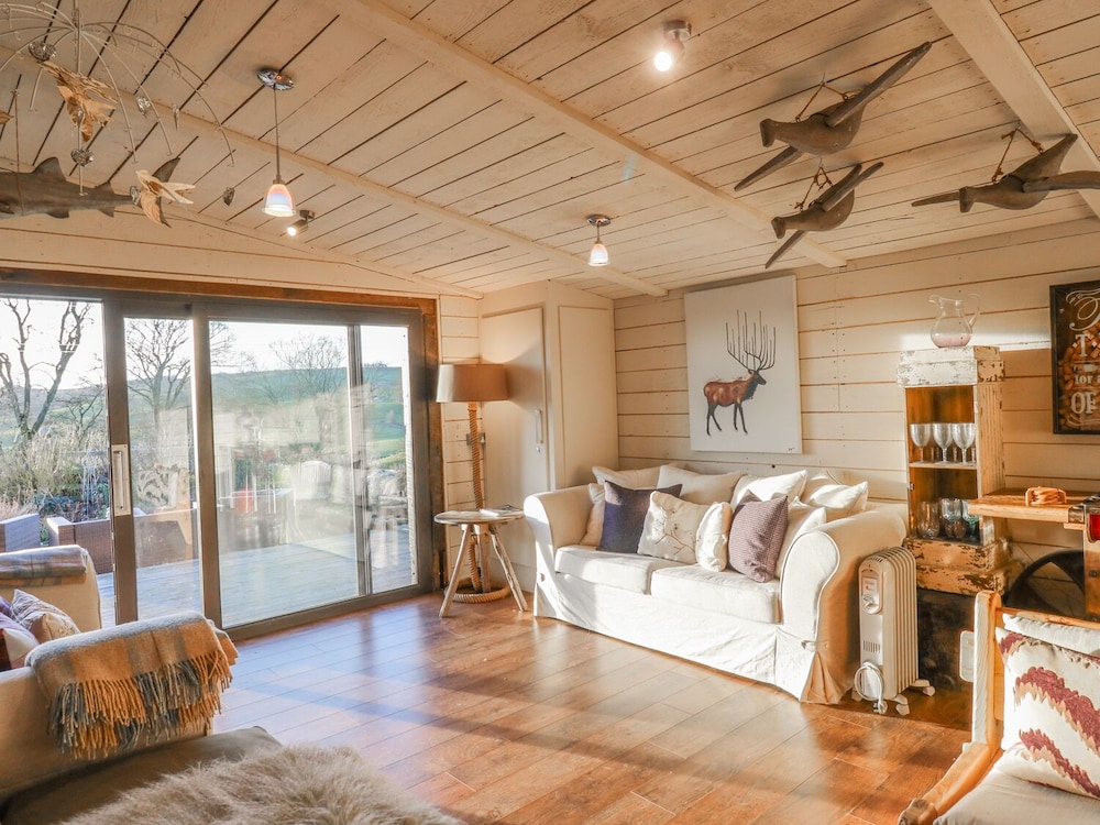 Flatt House Barn view 5