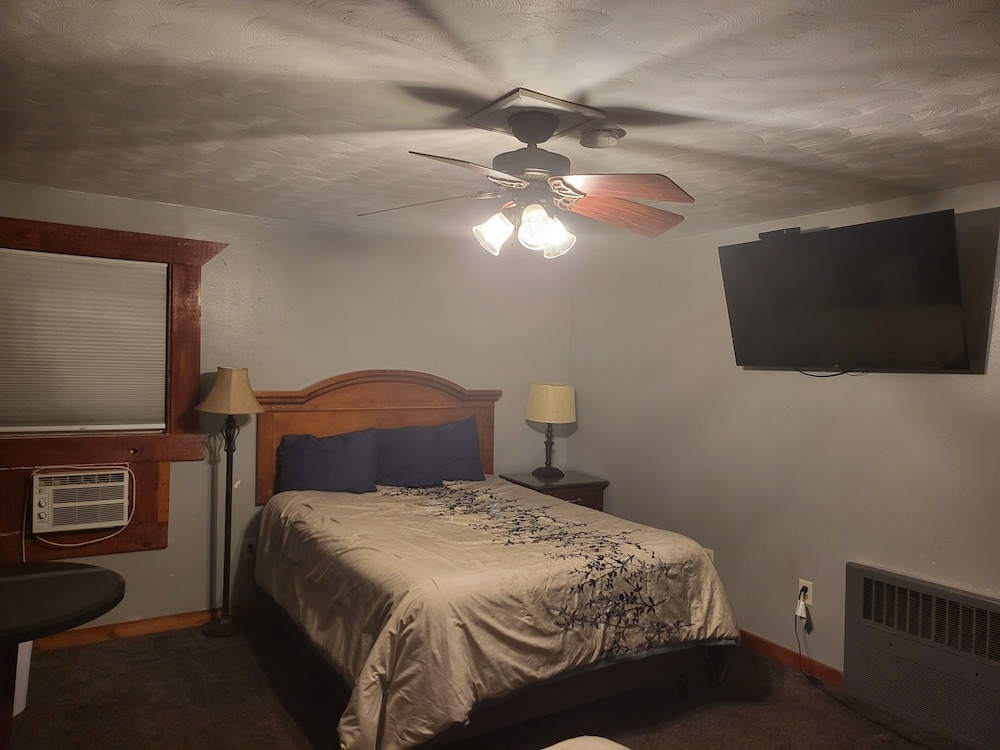 KJ's Inn and Suites By OYO Gettysburg U.S. Hwy 212
