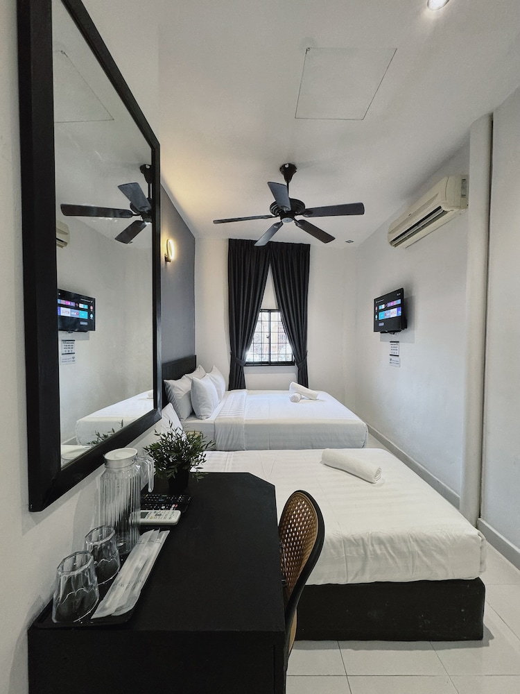 Quee Hotel